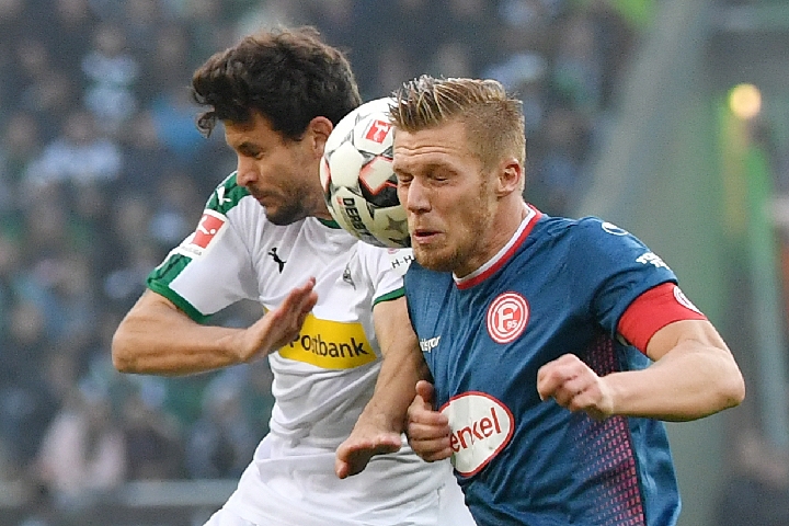 《怪猎荒野》日本回收价仅0.8元 同期大作对比刺痛人心