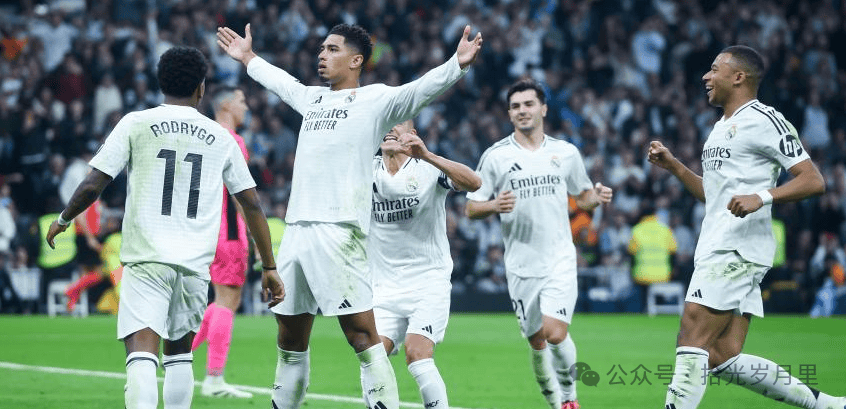 旭旭宝宝花2500万举办粉丝见面会，被质疑是作秀？回应有上亿资产不搬大城市的原因，引发热议！