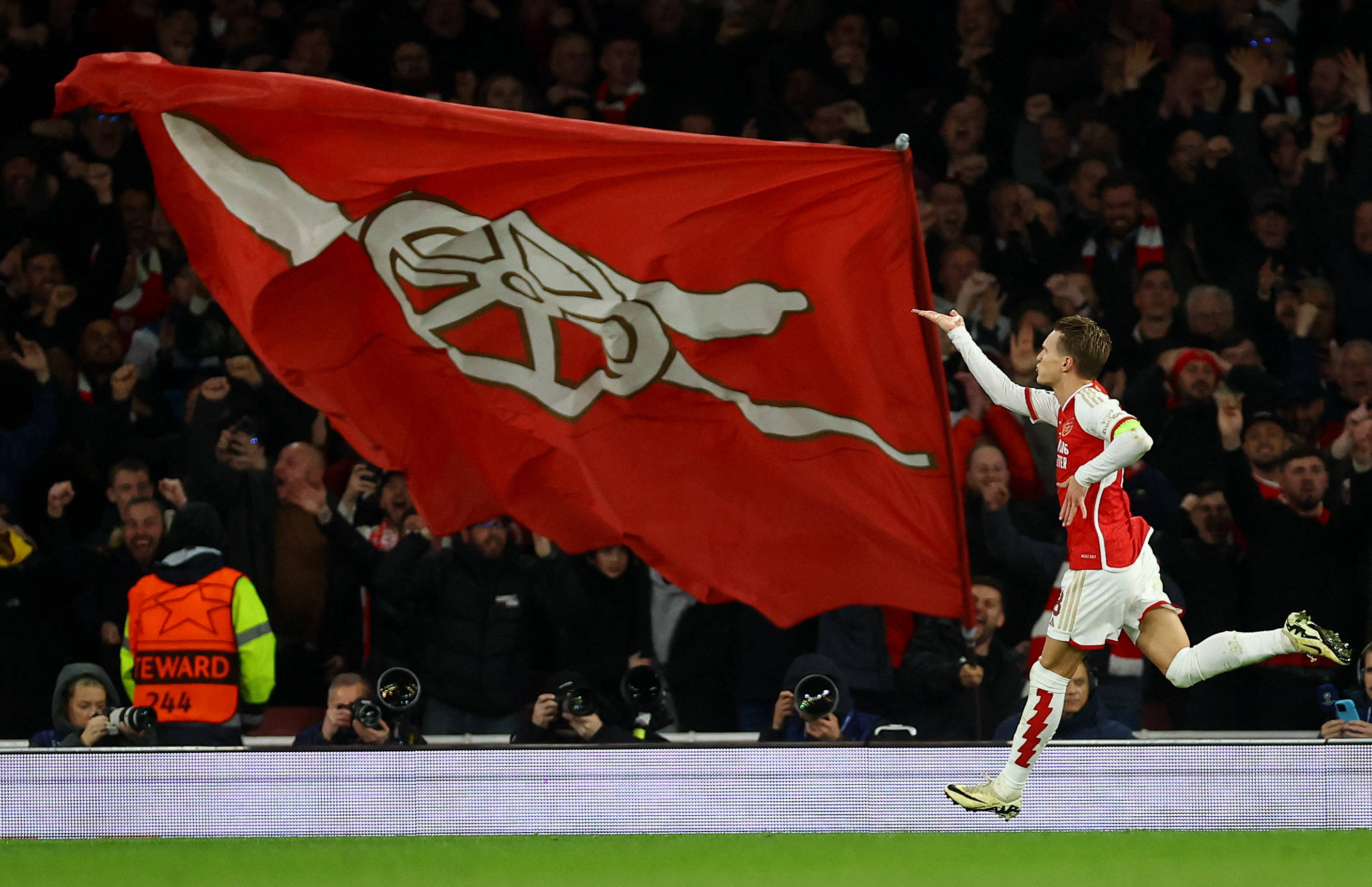 电竞俱乐部与高校合作计划