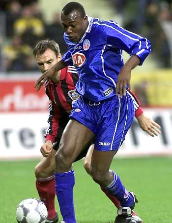 《以闪亮之名》周年版本“梦狐绘卷”今日正式上线，周年约期，共游山海！