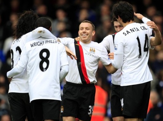 美媒更新交易市场5条大鱼：哈登受多队追捧，勇士或大代价追浓眉