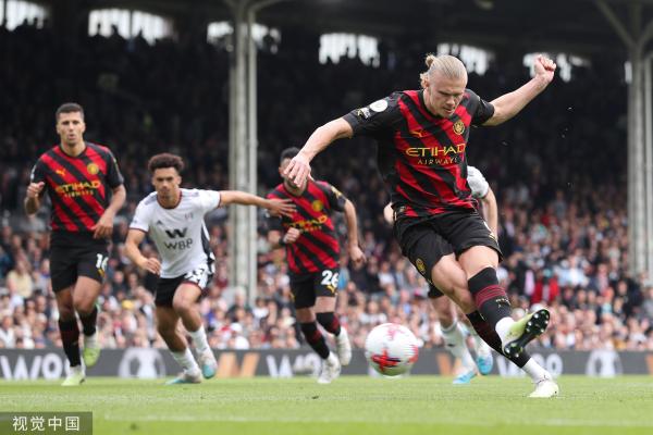 18-19赛季至今迪洛伦佐意甲20球30助攻，五大联赛后卫第三人